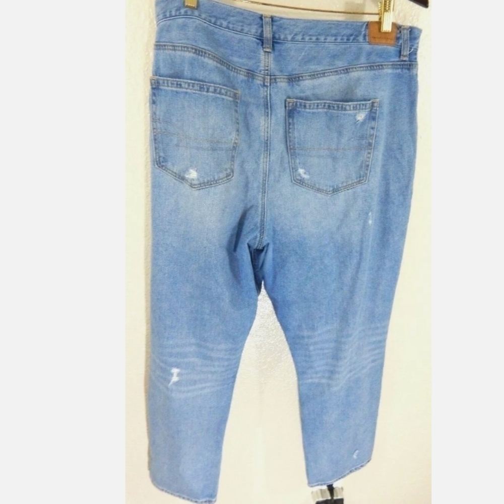 American Eagle Distressed High Rise Ripped Mom Jeans - Picture 3 of 4